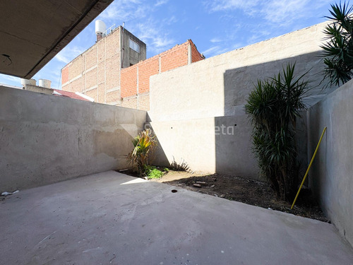 Venta Departamento 2 Ambientes En Ramos Mejia (1ºd)