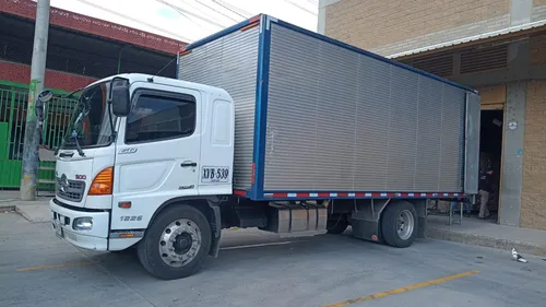 Hermoso Camion Hino Gd 2012 Furgon Unico Dueño