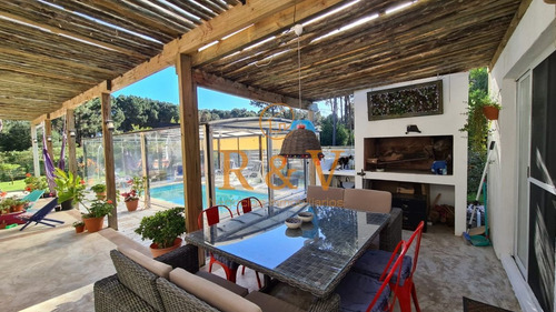 Imagen 2 de 30 de Casa En Venta En La Zona De Pinares