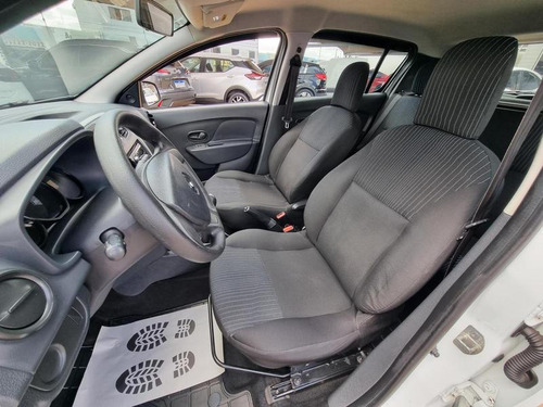 Renault Sandero Auth 10