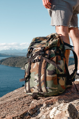 Imagen 4 de 10 de Mochila Cacique Atak 50 Pro - Trekking Cordura 1000