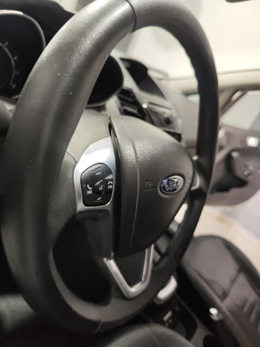 Ford Fiesta 1.6 16v Titanium Flex Powershift 5p