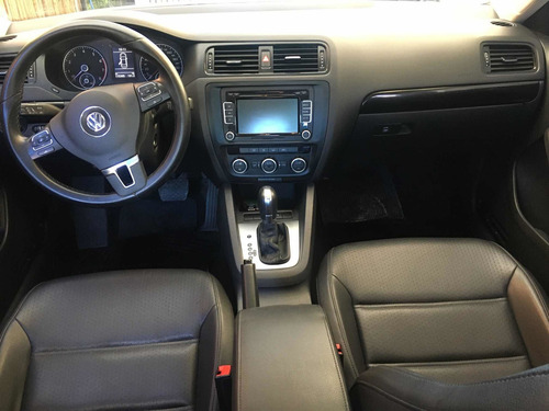 Volkswagen Vento 2.5 Luxury 170cv Tiptronic 2014