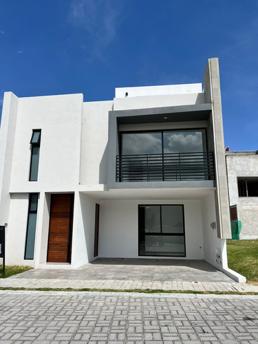 Casa En Venta Lomas De Angelopolis Iii, Santa Clara Ocoyucan, Puebla(maj-col))