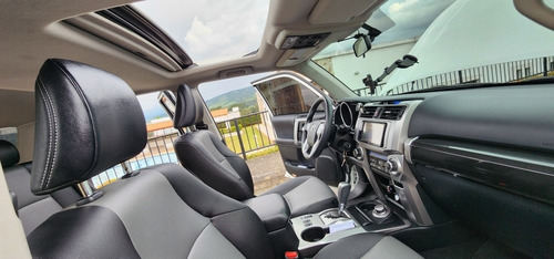 Imagen 5 de 8 de Toyota 4runner 2019 4.0 Sr5 Fl