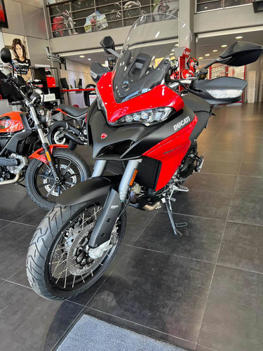 Imagen 1 de 9 de Ducati 950 S Spoked Weels