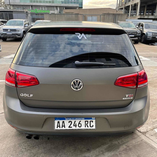 Imagen 6 de 20 de Volkswagen Golf 2016 1.4 Comfortline Tsi Dsg