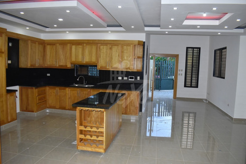 Imagen 4 de 30 de Moderna Casa En Pontezuela Santiago, Amplios Espacios, Patio, Y Gazebo (jpc-216)