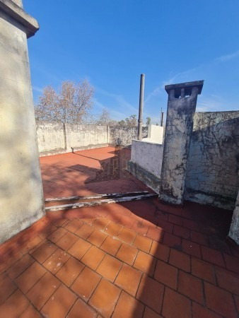 Imagen 11 de 13 de Venta - Casa - Ph 4 Cuatro Ambientes - Terraza - La Paternal - Oportunidad - Terraza