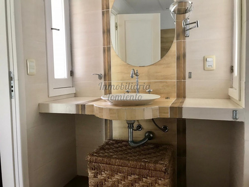 Venta Casa 4 Dormitorios Y Servicio Barrio Lugano - Ref: 1005