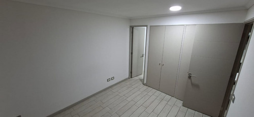 Arrienda Depto. 2d2b1e1b Año Corrido Sin Muebles Reñaca