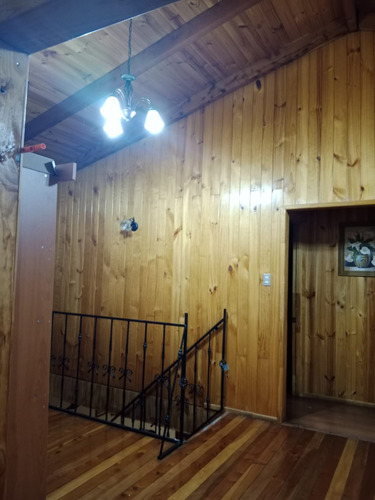 Exclusiva Residencia De 350 M² Con Piscina Y Quincho.