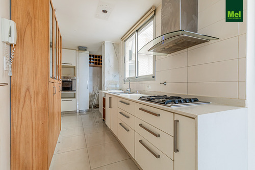 Excelente 3 Ambientes Con Dependencia Y Balcon Al Frente