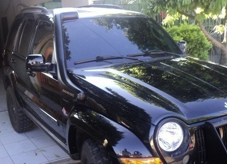 Imagem 3 de 4 de Snorkel Jeep Cherokee Sport Kj (lado Carona)