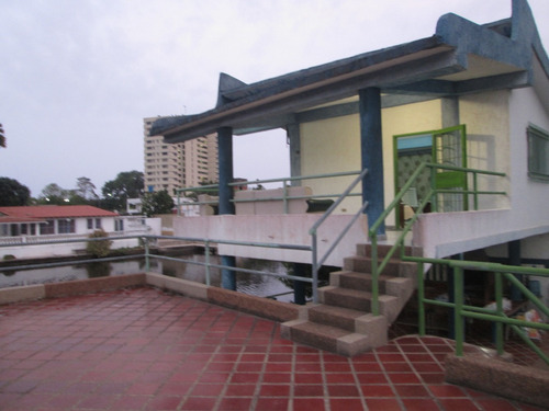 Imagen 8 de 12 de Casa En Venta