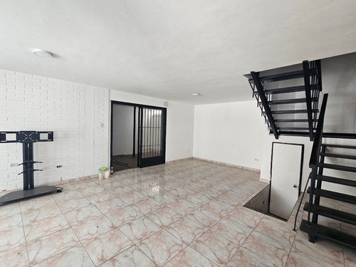 Excelente Casa En Los Chorros