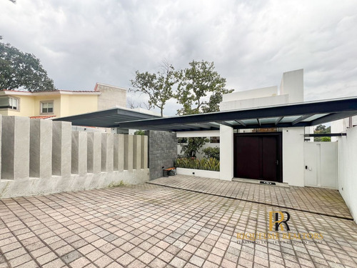 Casa Moderna Con Vista Al Bosque En Condado De Sayavedra Lujo Y Naturaleza