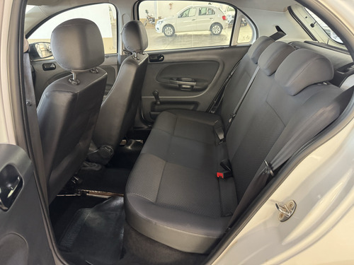 Volkswagen Gol 1.0 12V MPI TOTALFLEX 4P MANUAL