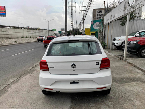Imagen 13 de 15 de Volkswagen Gol 2018 1.6 Trendline Mt 5 P