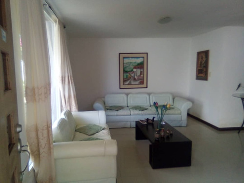 Imagen 7 de 28 de Townhouse Duplex Urb. Vistamar Conjunto Cerrado Solo 4 Townhouses