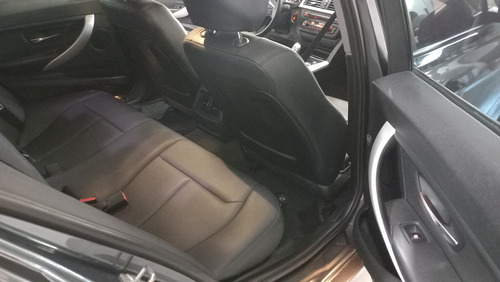 BMW 330i 2.0 320i Sedan At