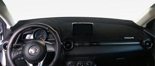 Imagen 2 de 6 de Cubretablero Toyota Yaris R 2016/2018 + Cubreposapie
