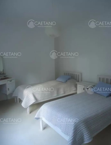 Casa En Alquiler Laguna Blanca Manantiales Punta Del Este Cuatro Dormitorios