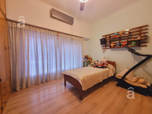 Casa En Villa Ballester - Venta - Lote Propio - Multifamiliar.