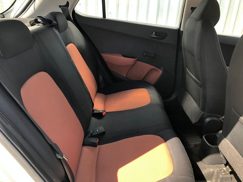 Imagen 10 de 15 de Hyundai Grand I10 2015 1.2 Hb Gl Mid Mt