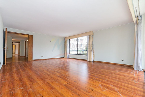 Departamento En Venta De 3 Dorm. En Las Condes