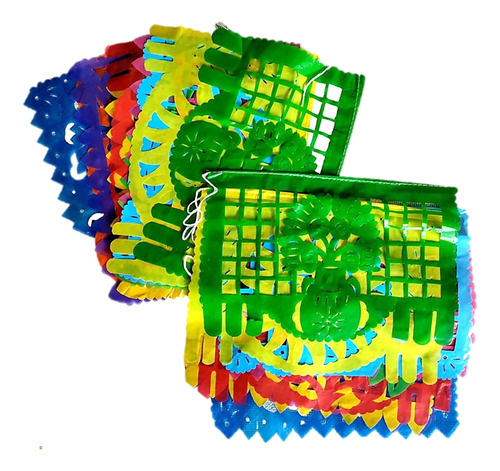 Banderines Mexicanos De Plástico / 2 Tiras De 5mts (10 Mts)