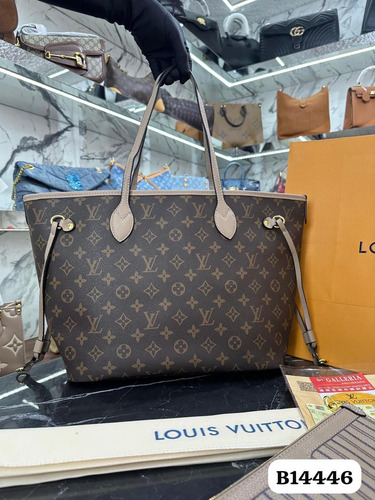 Bolsa Monograma Felicie Pochette Con Cadena Cluth Marrón Lisa Oro Cadena (Reacondicionado)