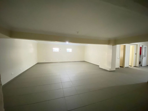 Imagem 9 de 11 de Sala - Porão Comercial À Venda E Ou Aluguel Com 179,61m² - Bairro Centro - Blumenau Sc - Sa0126