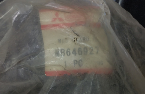 Chapaleta Delantera Izquierda Mitsubishi Montero Gls 93-96