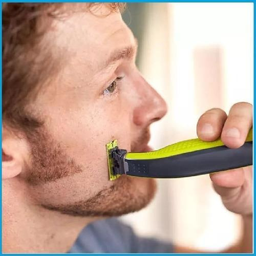 Imagen 4 de 6 de Afeitadora Philips Oneblade Qp2521 + Repuesto Qp220