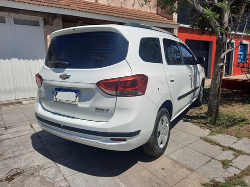 Imagen 9 de 15 de Chevrolet Spin 2018 1.8 Lt 5as 105cv L19