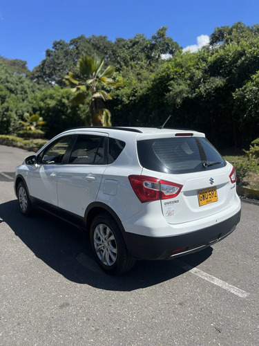 Suzuki S-Cross 1.6 Mt
