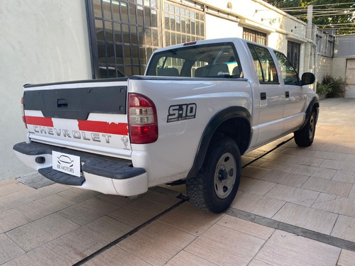 Imagen 4 de 7 de S10 2.8tdi Std 4x2 Electronic