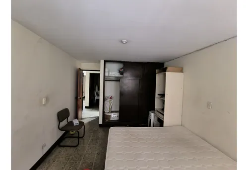 Casa En Venta En Calasanz