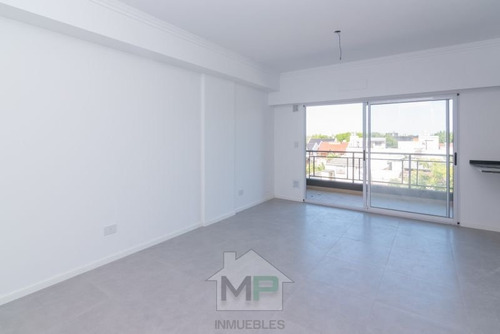 Departamento En Venta En Mataderos