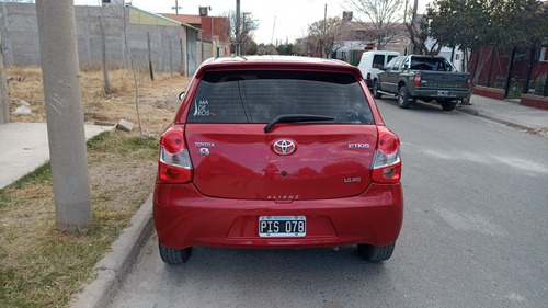 Imagen 6 de 6 de Toyota Etios 2015 1.5 Xs 5 P