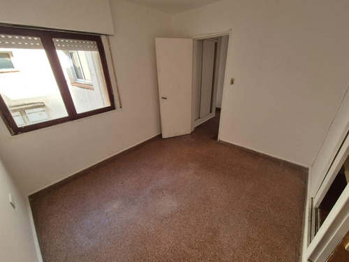 Departamento En Alquiler - Santa Rosa 1ro