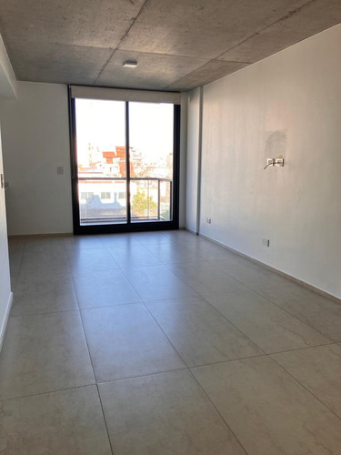Departamento En Alquiler Monte Castro