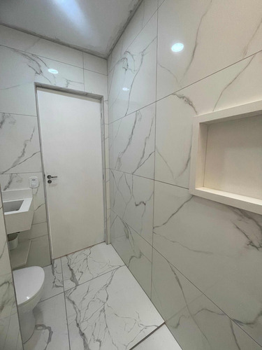 Casa Com 2 Quartos E 1 Banheiro 1 Garagem 1 Lavanderia