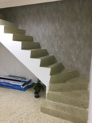 Imagen 8 de 21 de Venta De Casa Remodelada Town House
