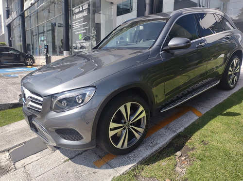 Imagen 2 de 15 de Mercedes-benz Clase Glc 300 Sport Gris 2019