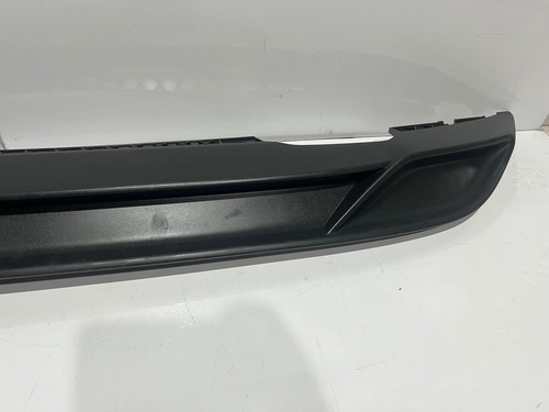 Spoiler / Grade Do Pára-choque Traseiro- Vw Polo 2018/2024 Preto Fosco (Usado)