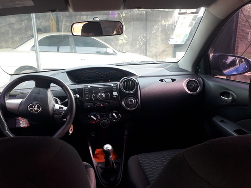 Toyota Etios 1.5 Xls 2014