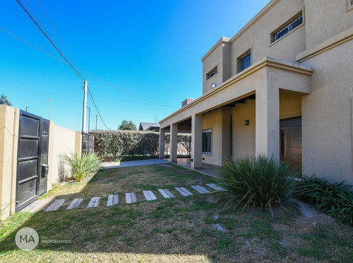 Imagen 5 de 30 de Casa En Venta 4 Dormitorios Piscina Fisherton Rosario