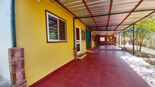 Excelente Oportunidad - 2 Cabañas En Venta Con Pileta - (barrio El Condado) Cosquín - Córdoba